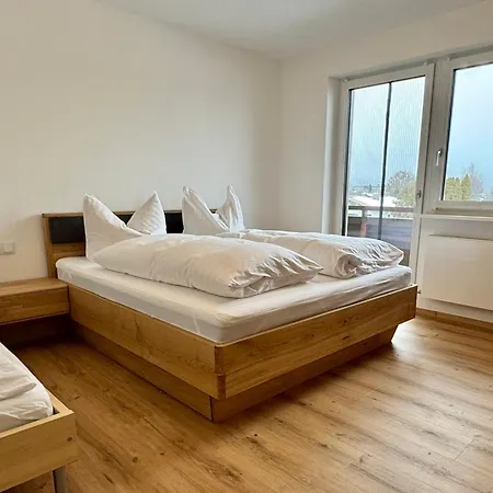 Angela Миттерзилль